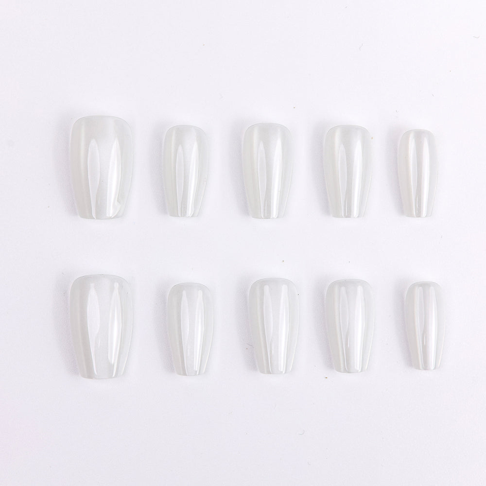 Simple Elegance Pacific Pearl Short Press-On Nails – Handcrafted, Durable Fake Nails with Elegant Pearl Design