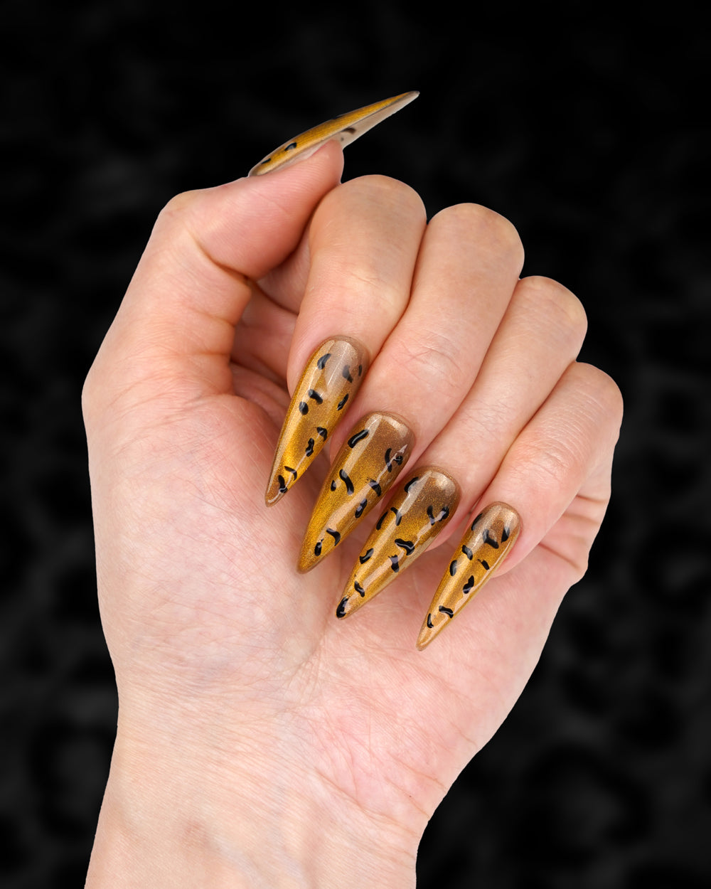 Model Wearing Paw Pal Tiger Cat Eye Extra Long Press-On Nails | Stylish and Durable Fake Nails for Women | Front View